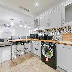 https://beckenham-serviced-house-for-families-corporate.brighton-hotels-england.com